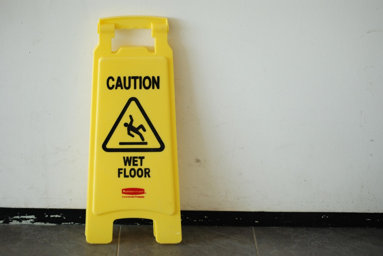 Wet Floor Sign - A-Frame Warning 2
